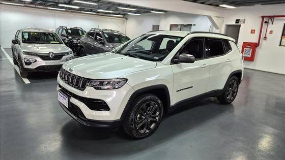 JEEP COMPASS 1.3 T270 TURBO FLEX LONGITUDE AT6